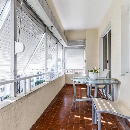 Stylish And Spacious Flat In Erenkoy *